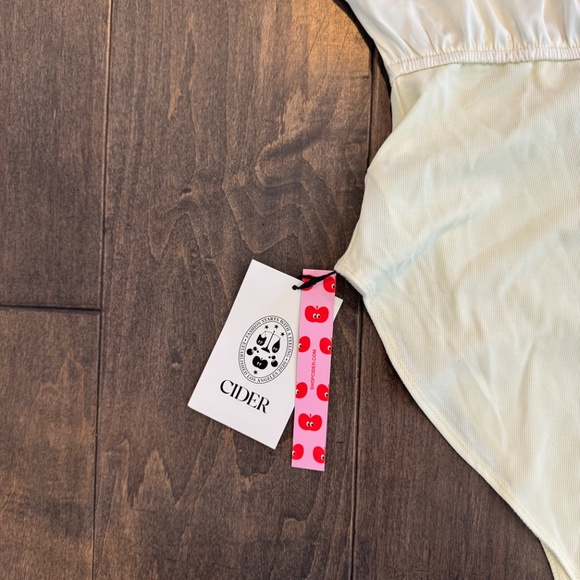 Cider SATIN ASYMMETRICAL NECK SOLID RUCHED BODYSUIT NWT - Picture 3 of 6